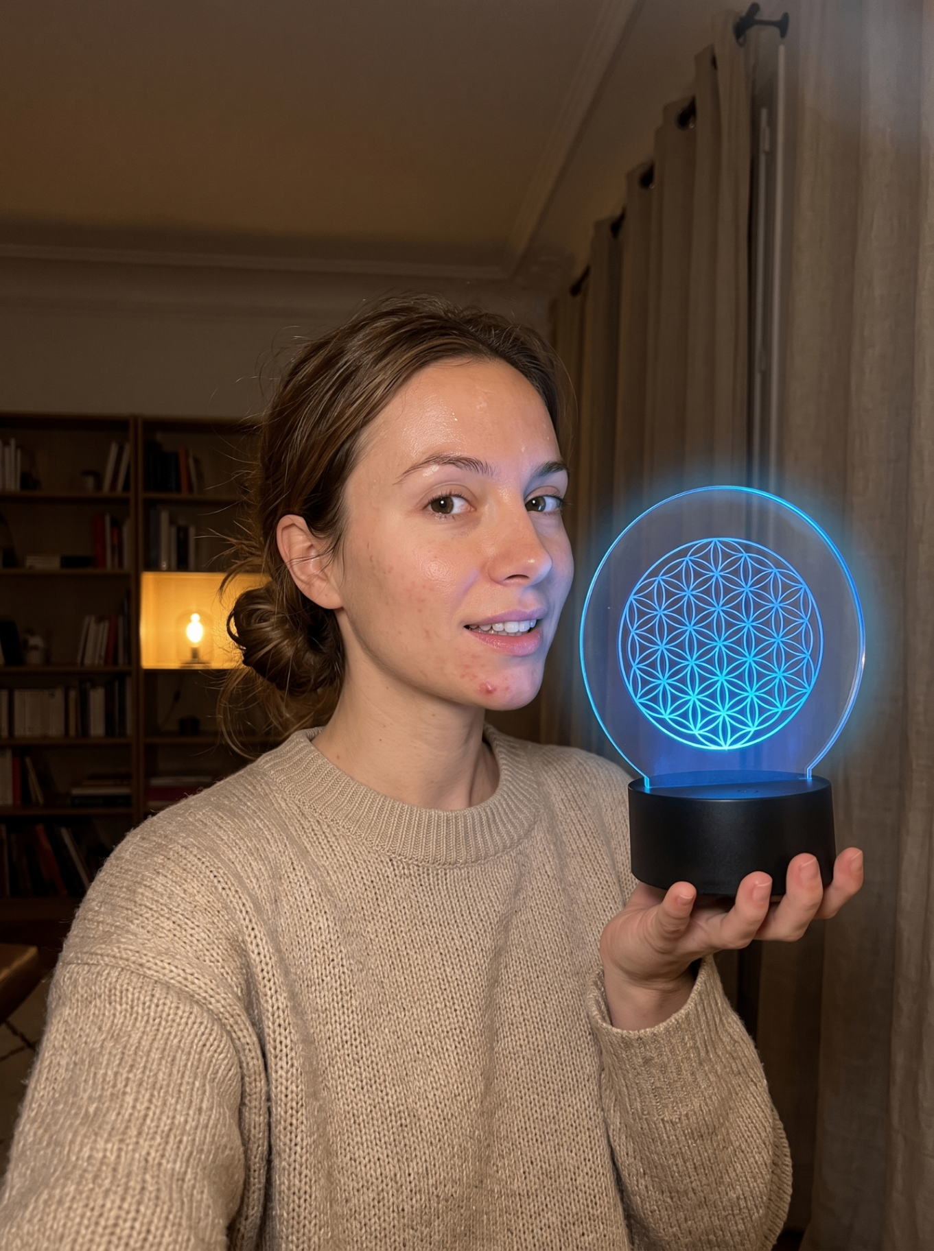 Cliente avec sa lampe Fleur de Vie